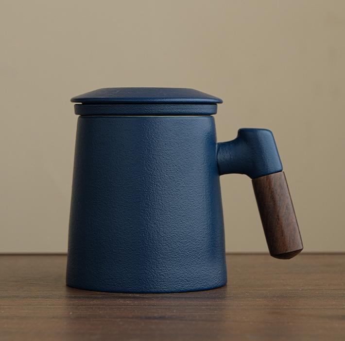 Ceramic Tea Mug with Infuser and Lid