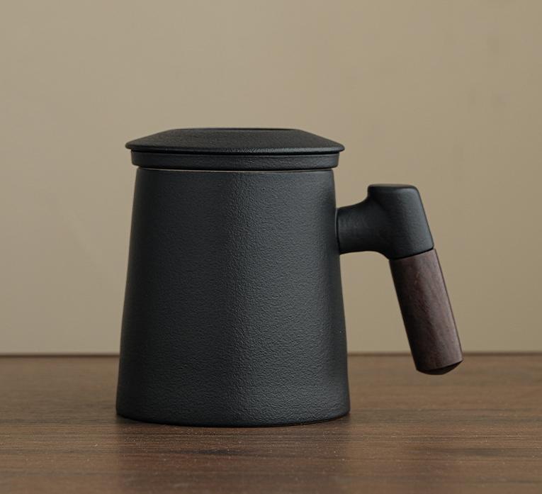 Ceramic Tea Mug with Infuser and Lid